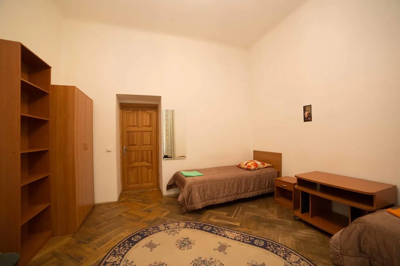 Kopernik Rooms Lviv Vandrarhem