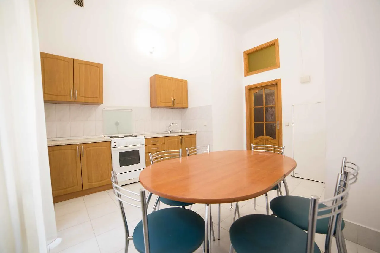 Kopernik Rooms Lviv Hostel